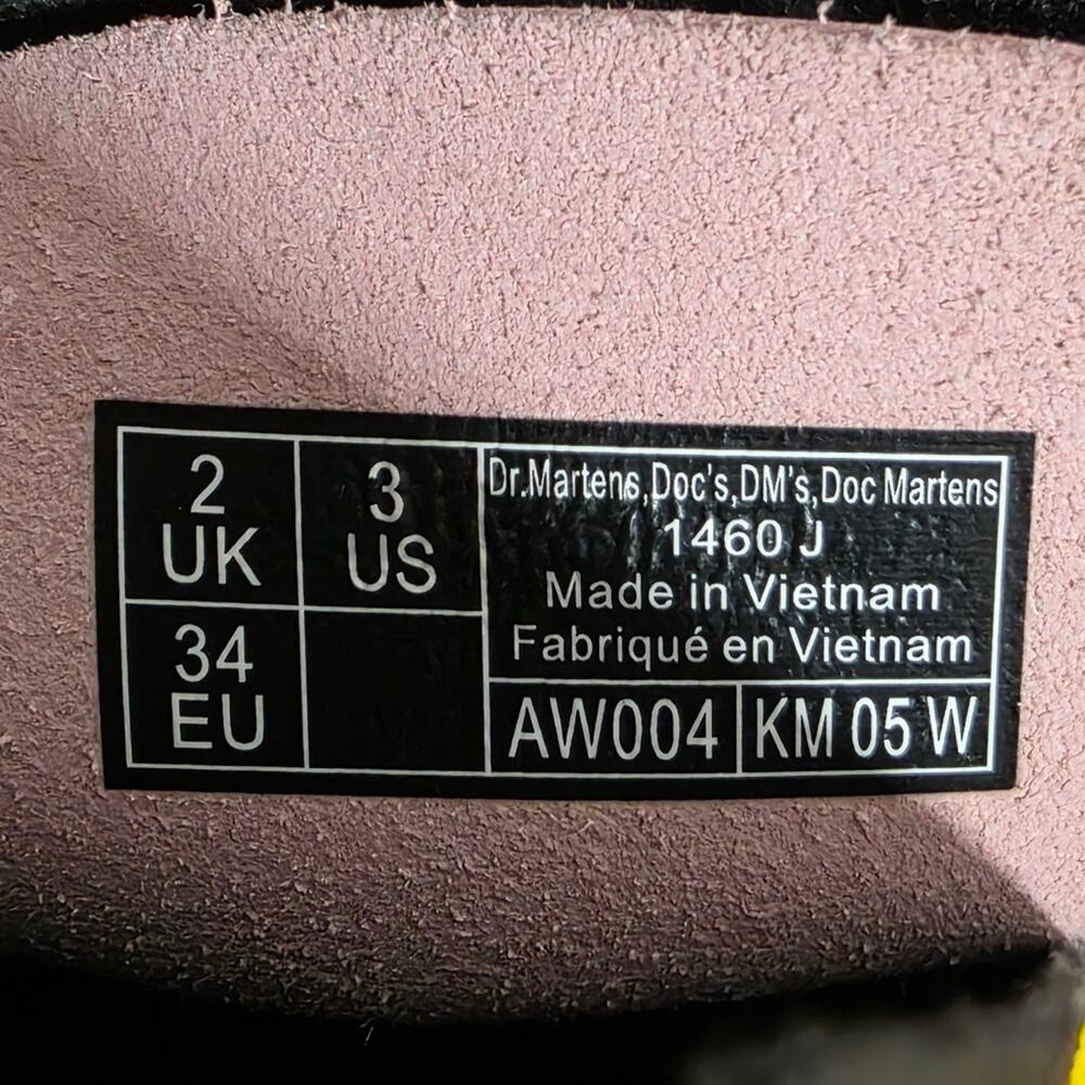 Dr. Martens 1460 J Pink Patent Leather Boots, Youth Size 3 (EU 34) - Picture 7 of 7